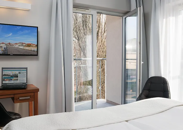 Hotel Aqua - Destigo