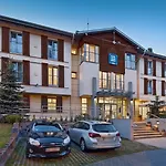 Hotel Aqua - Destigo