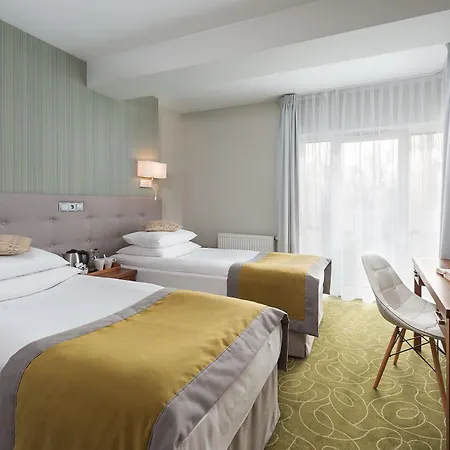 Aqua - Destigo Hotel