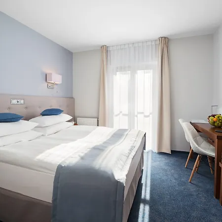Hotel Aqua - Destigo