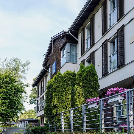 Aqua - Destigo Hotel