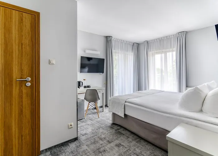 Aqua - Destigo Отель Сопот